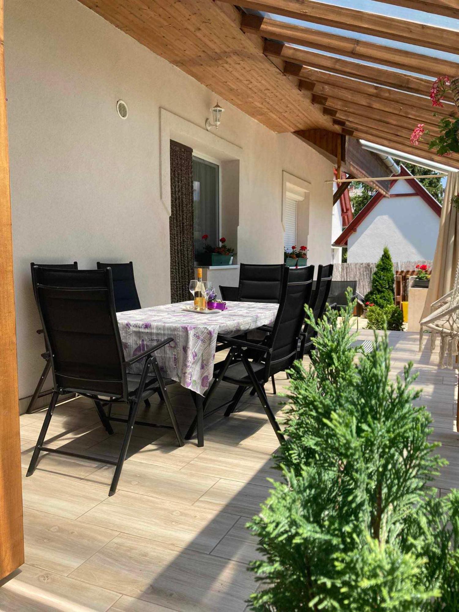 Levendula Vendeghaz Villa Balatonfoldvar Bagian luar foto